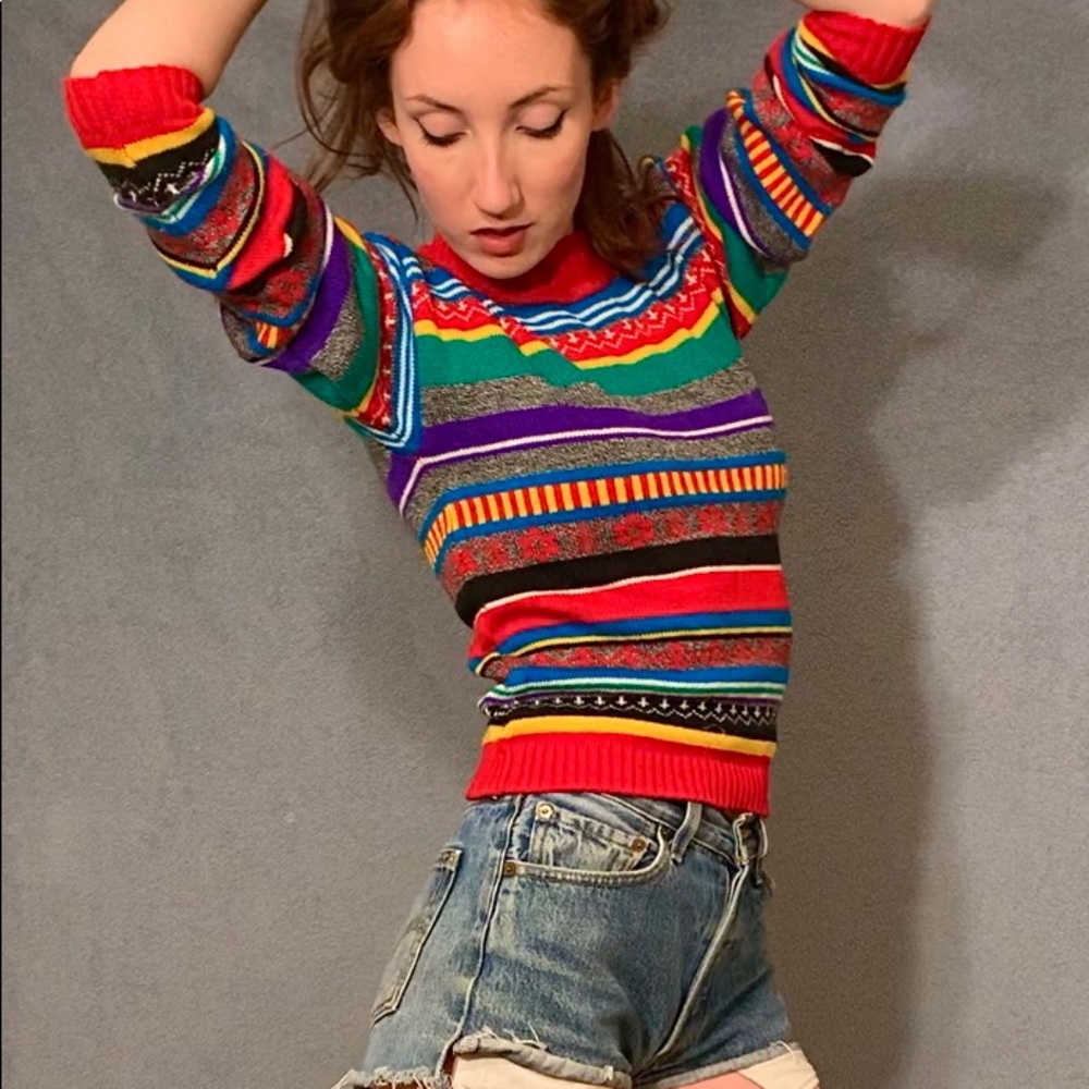 Colorful sweater - Picture 2 of 3